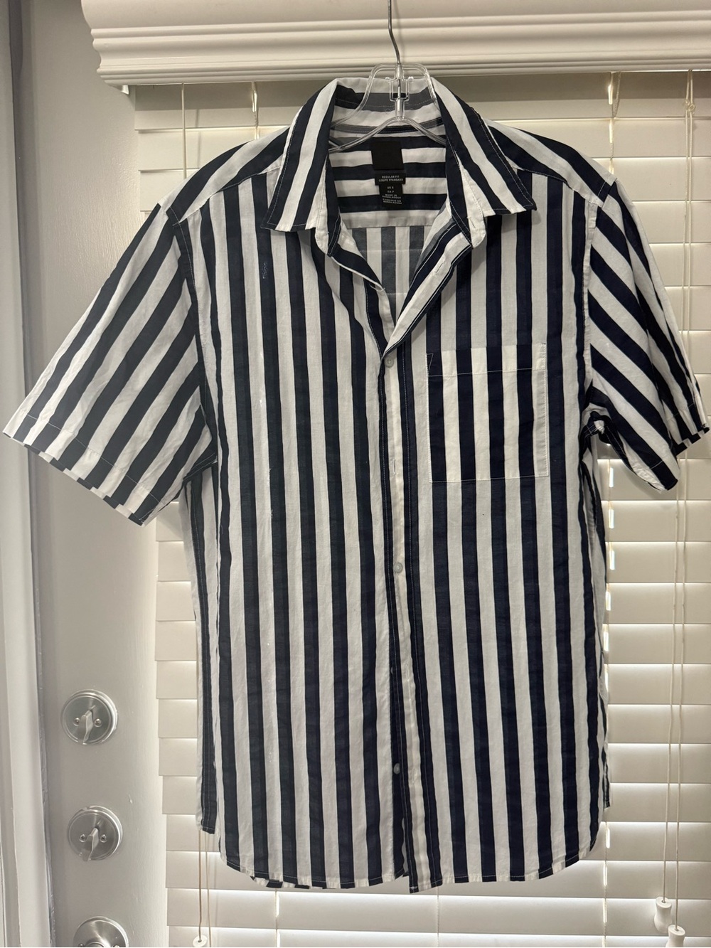 H&M Navy and White Vertical Stripe Short-Sleeve Button-Down Shirt
